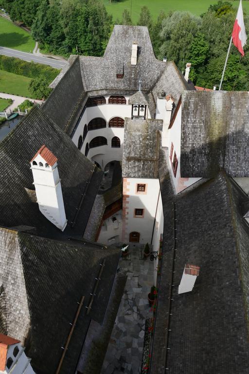 Schloss Matzen 라이스임알바흐탈 외부 사진