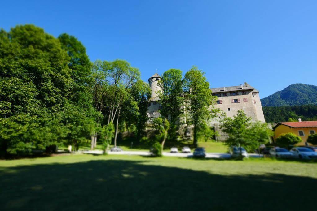 Schloss Matzen 라이스임알바흐탈 외부 사진